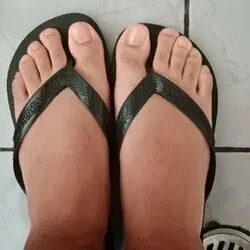 OnlyFans cuenta andrewfeet_ec avatar 1