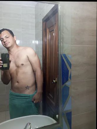 OnlyFans cuenta anthonylatin header 2