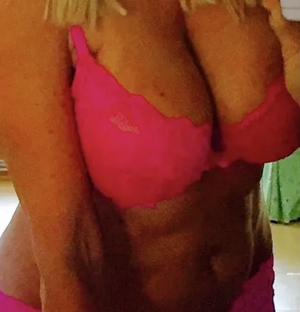OnlyFans cuenta naughtynymph69 header 2