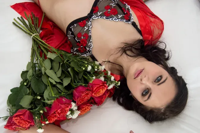 OnlyFans cuenta abi-t header 2