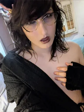 OnlyFans cuenta nerdylucy avatar 1