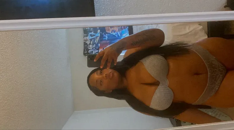 OnlyFans account  slimerettaa avatar 1