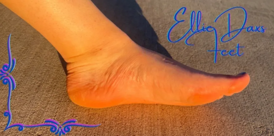 OnlyFans account  elliedaxsfeet header 2
