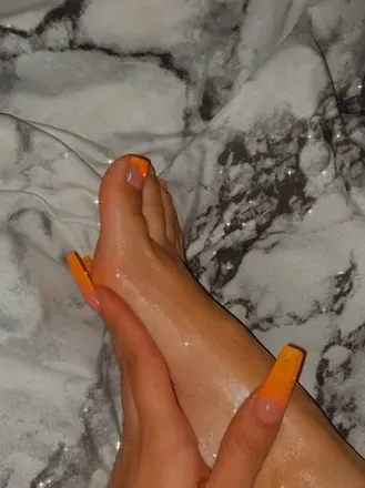 OnlyFans account  bunnyhopss_1 header 2