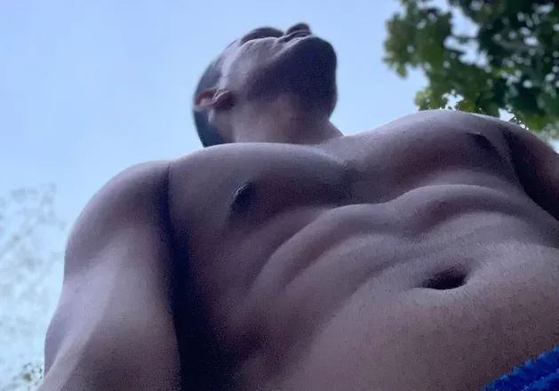 OnlyFans cuenta louislatinhot header 2