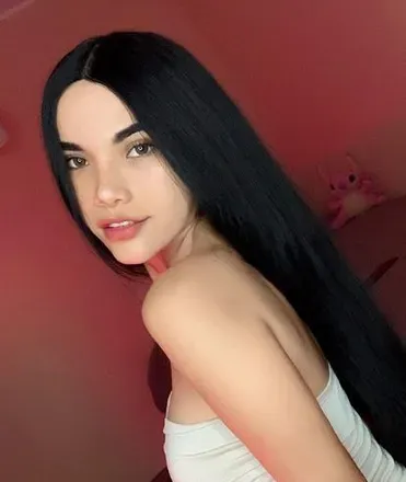 OnlyFans account  sandraskins avatar 1