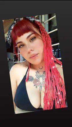 OnlyFans cuenta lunaok22 header 2