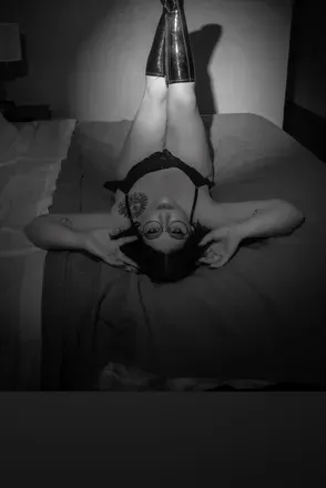 OnlyFans cuenta midnightmarceline header 2