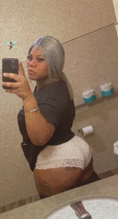 OnlyFans cuenta juicyt96 header 2