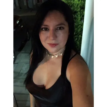 OnlyFans account  mirezavala avatar 1