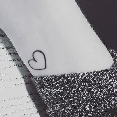 OnlyFans cuenta la_adruey header 2
