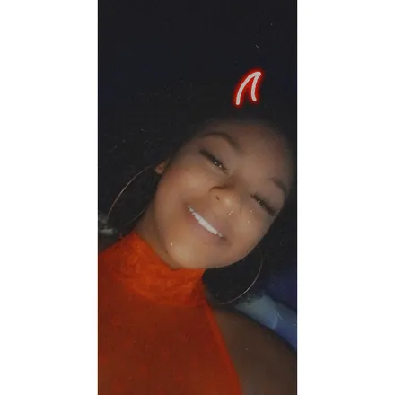 OnlyFans cuenta nazibadilla header 2