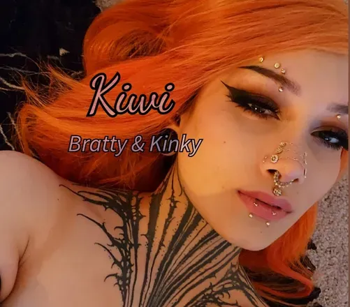 OnlyFans cuenta moonkiwi header 2
