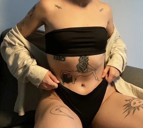 OnlyFans cuenta noemie.xn header 2
