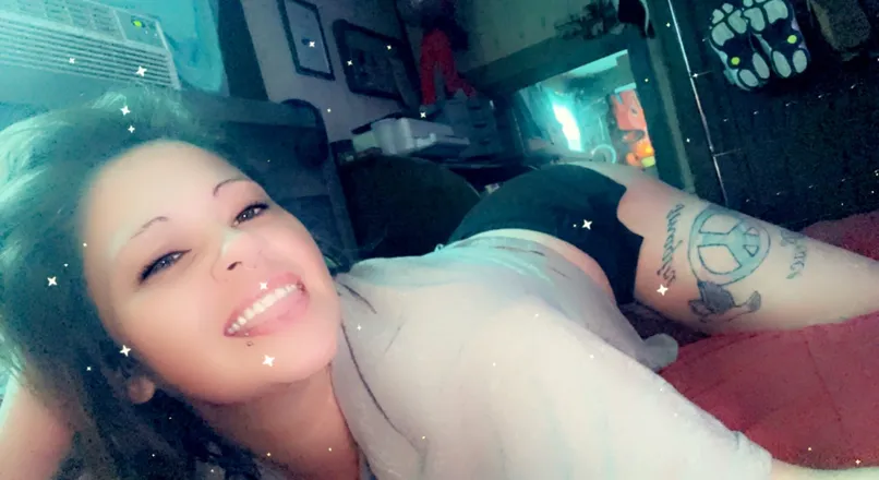 OnlyFans cuenta hotlittlemomma420 header 2