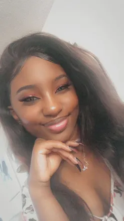 OnlyFans cuenta u123063630 header 2