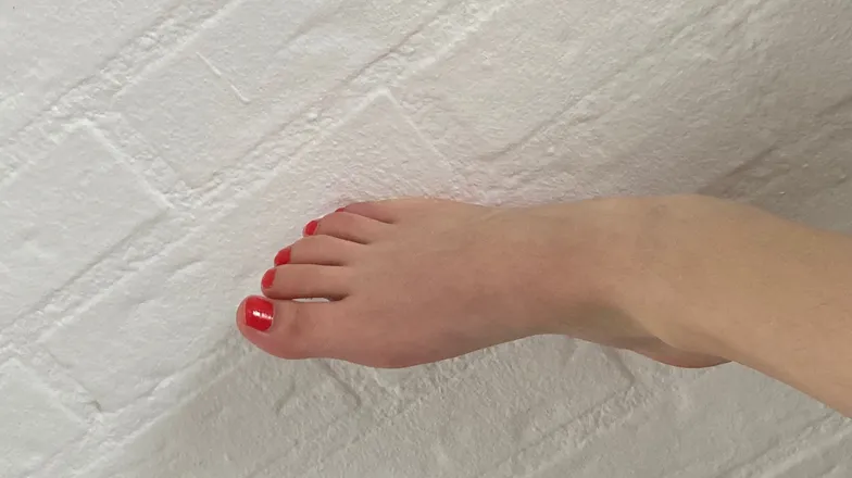 OnlyFans cuenta studentxfeet header 2