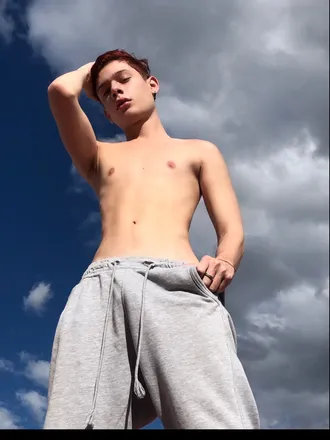 OnlyFans cuenta victrpv header 2