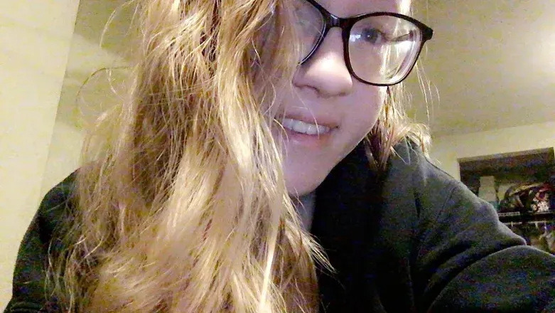 OnlyFans account  selena9921 avatar 1