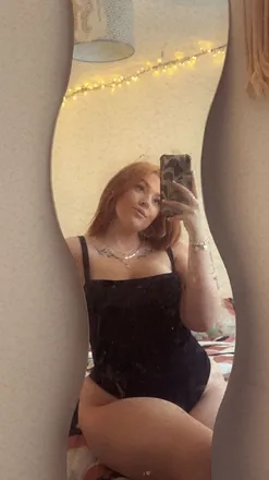 OnlyFans cuenta megs5 header 2