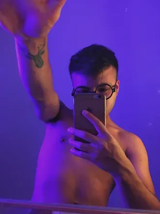 OnlyFans cuenta zxrxmxr avatar 1