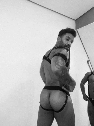 OnlyFans account  divo_sim avatar 1