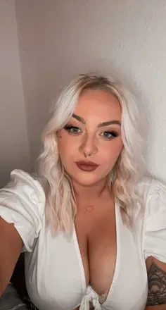 OnlyFans cuenta x.aimee.29 avatar 1