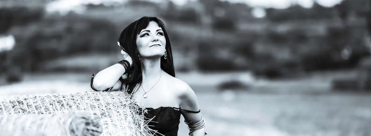 OnlyFans account  moonali header 2