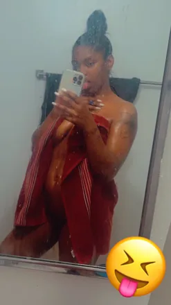 OnlyFans cuenta luckyydior header 2