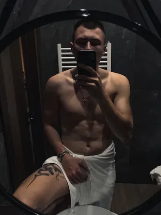 OnlyFans account  asterossi avatar 1