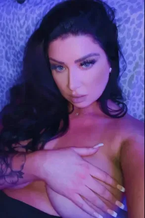 OnlyFans cuenta ariescherries avatar 1