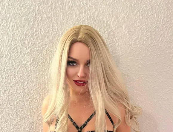 OnlyFans account  buffbarbiex avatar 1