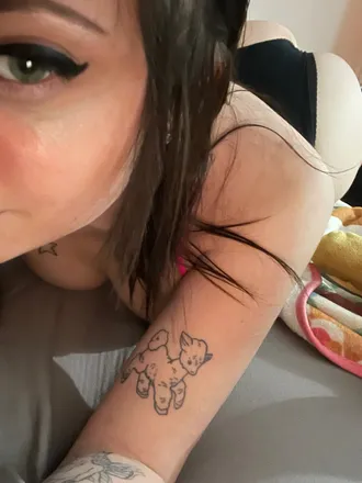 OnlyFans cuenta petgrlfren header 2