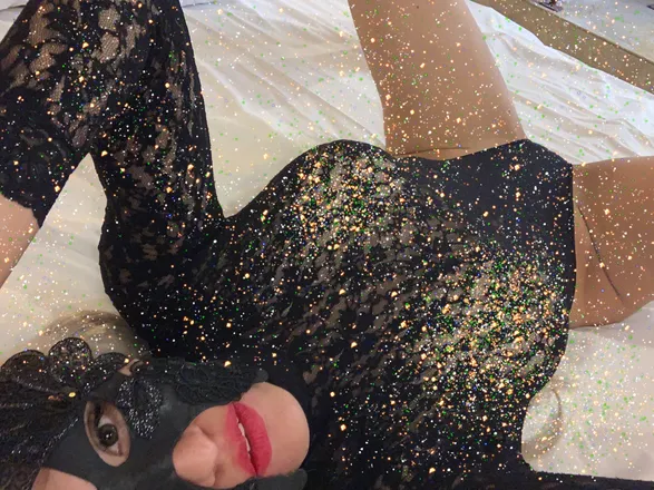 OnlyFans cuenta schz.ivanna header 2