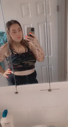 OnlyFans cuenta princesschey27 header 2