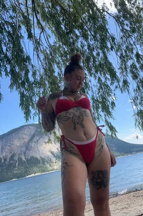 OnlyFans cuenta redneckprincess77 header 2