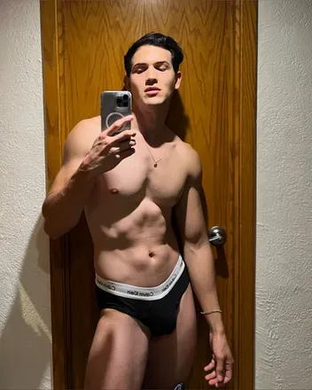 OnlyFans cuenta u13007997 avatar 1
