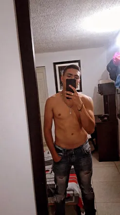 OnlyFans cuenta shark_boy9 header 2