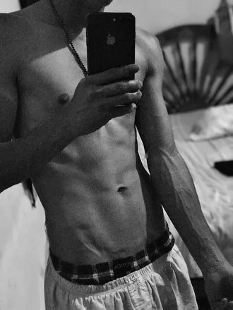 OnlyFans cuenta fambby header 2