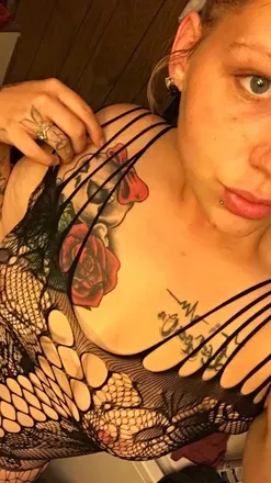 OnlyFans cuenta queenies_world avatar 1