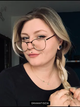 OnlyFans account  misscandycake avatar 1