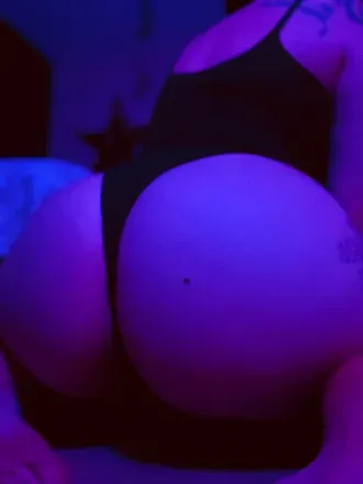 OnlyFans account  juicypaya header 2