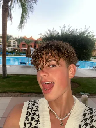 OnlyFans account  greeneyedtwinkk avatar 1