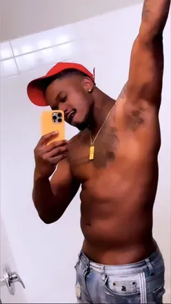 OnlyFans cuenta king_jamon06 avatar 1