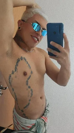 OnlyFans cuenta vcquelutti header 2