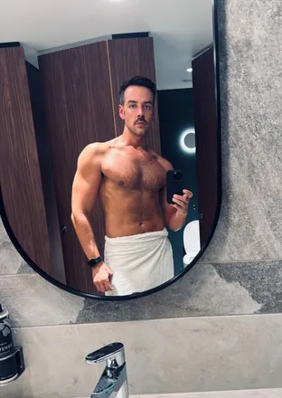 OnlyFans cuenta u63942991 header 2