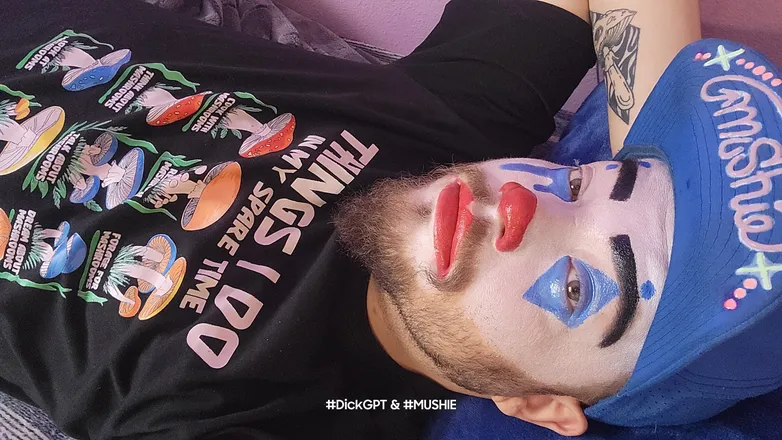 OnlyFans account  mushie2.0 header 2