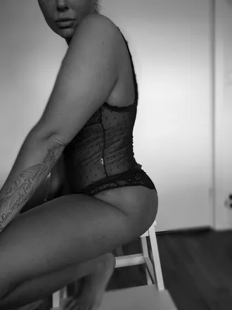 OnlyFans cuenta agnesnyberg header 2