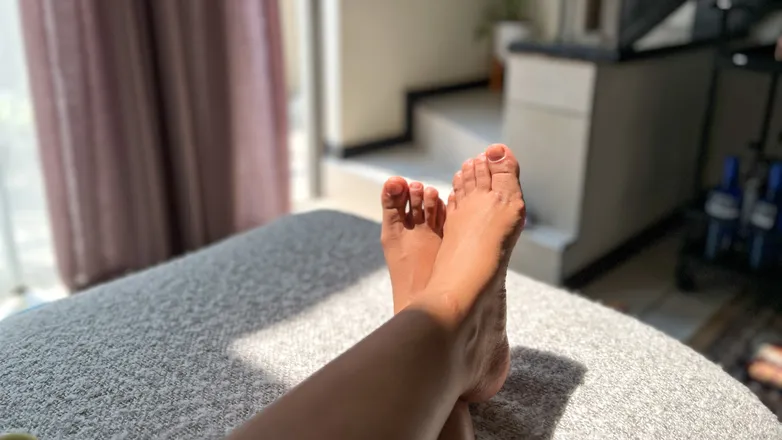 OnlyFans cuenta maoto_feetsies header 2