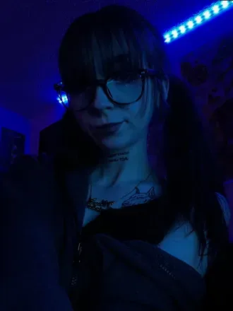 OnlyFans cuenta queen_of_heartz18 avatar 1